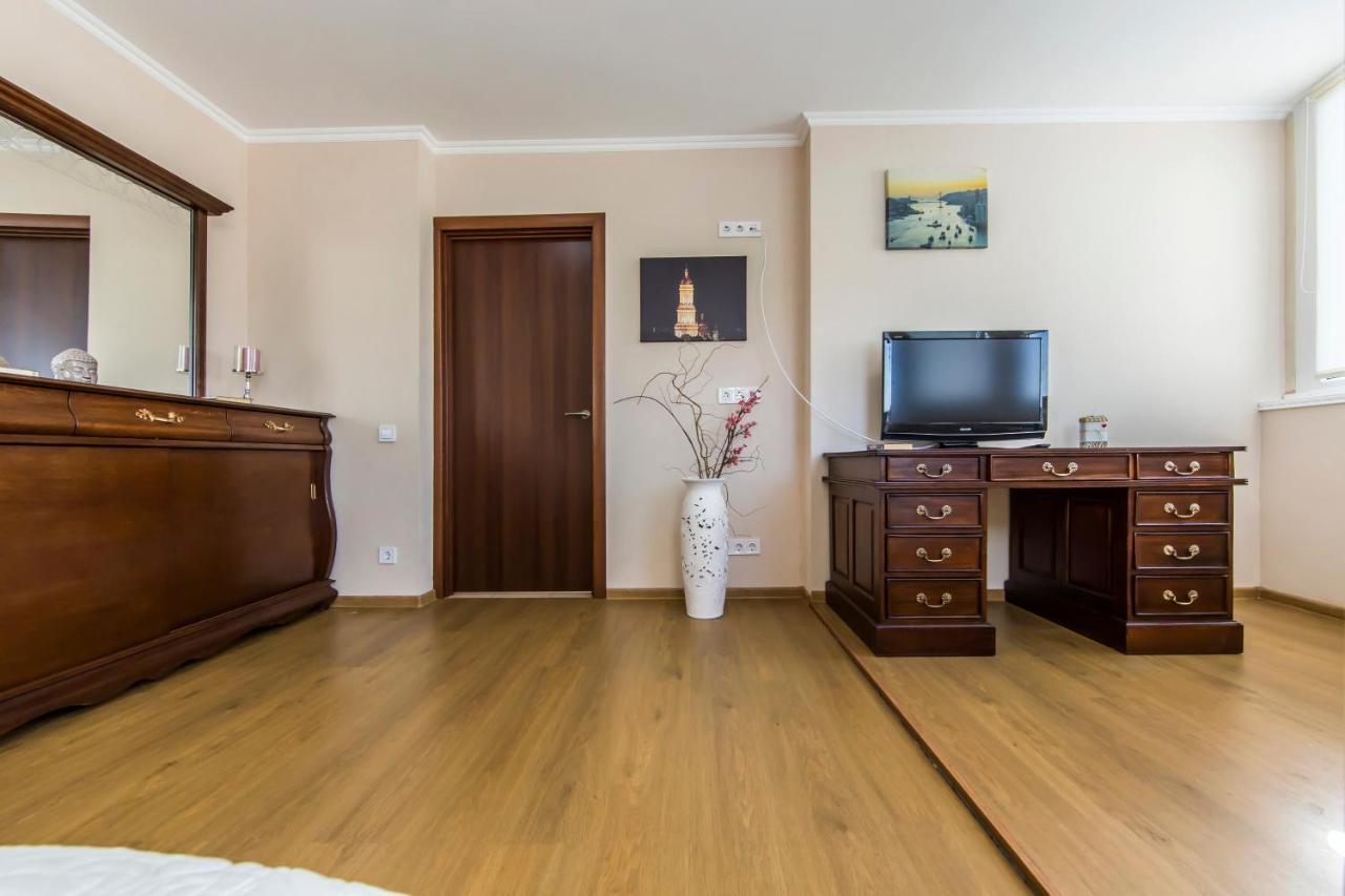 Super Comfort Flat For Near The Metro.